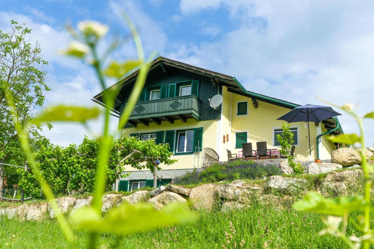 Das Weinberghaus Рач-ан-дер-Вайнштрассе Экстерьер фото